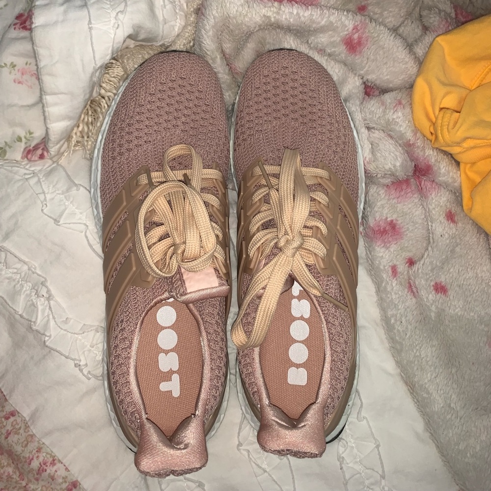 Ash pearl adidas ultra boost